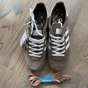 Adidas Handball Spezial Sneakers 🤎